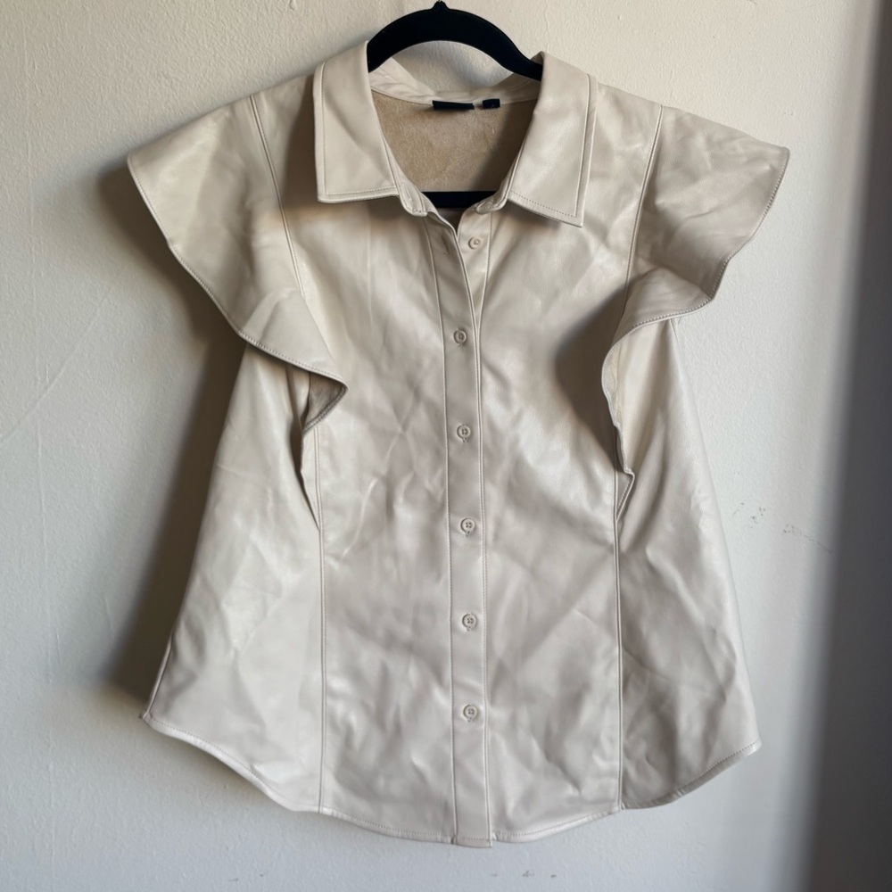 Gap short sleeve leather ruffle top